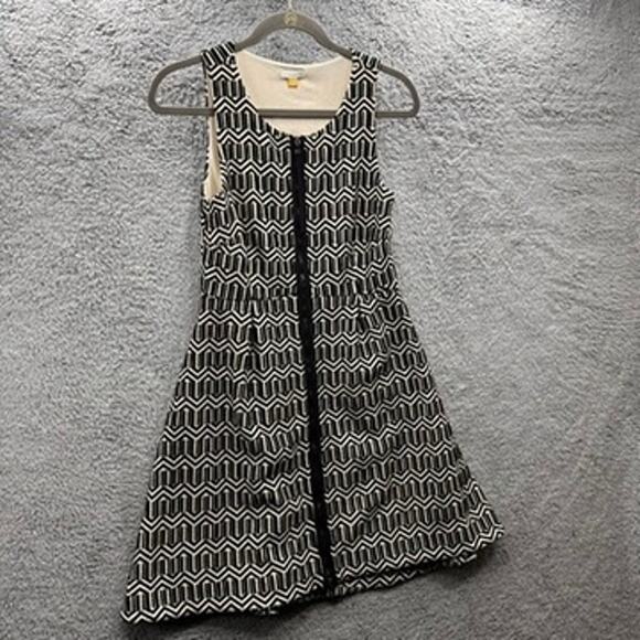 Anthropologie Leifsdottir Small Dress Black White Chevron Pattern Front Full Zip - Picture 5 of 9